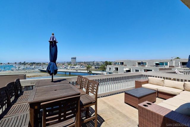 999 N Pacific St G321, Oceanside, CA 92054