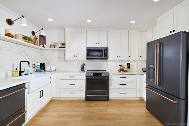 999 N Pacific St G321, Oceanside, CA 92054