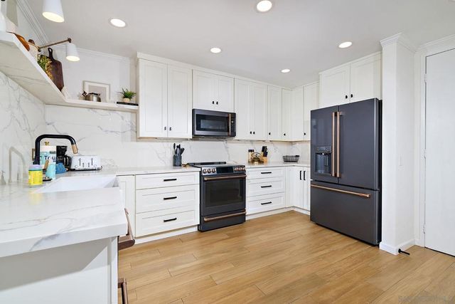999 N Pacific St G321, Oceanside, CA 92054