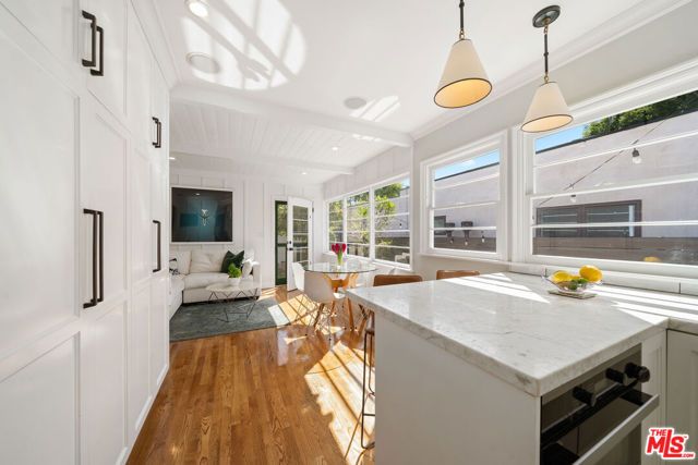 2130 Kelton Avenue, Los Angeles, CA 90025
