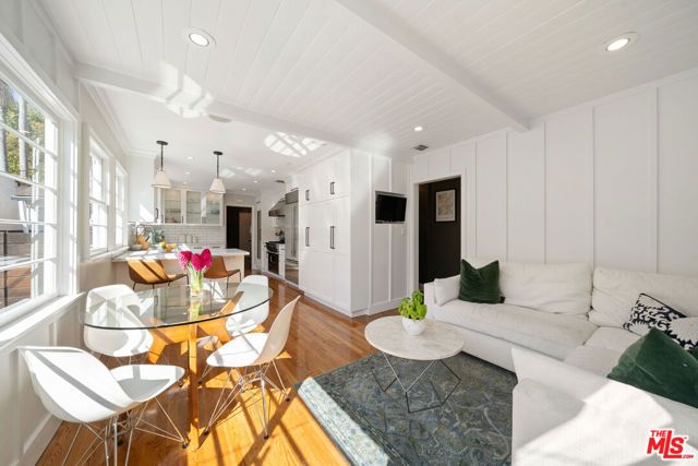 2130 Kelton Avenue, Los Angeles, CA 90025