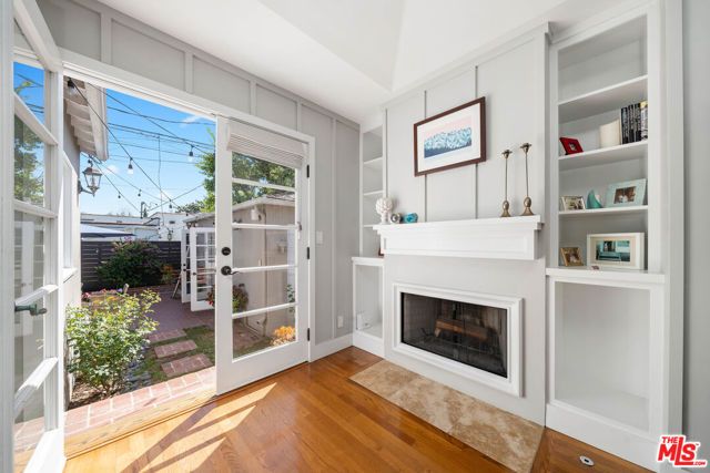 2130 Kelton Avenue, Los Angeles, CA 90025