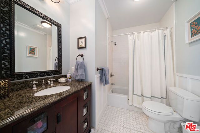 2130 Kelton Avenue, Los Angeles, CA 90025