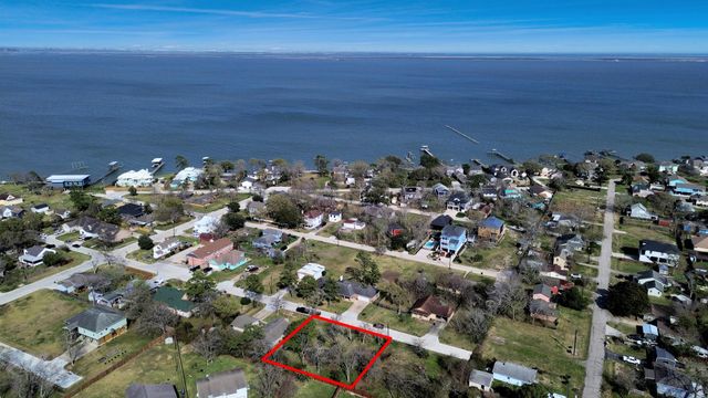 3122 & 3124 Carlisle Street, La Porte, TX 77571