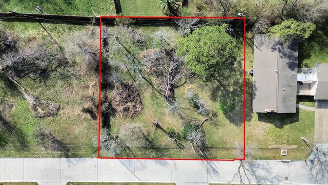 3122 & 3124 Carlisle Street, La Porte, TX 77571