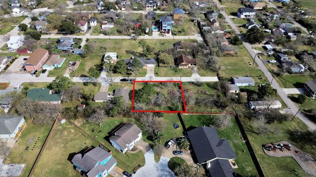 3122 & 3124 Carlisle Street, La Porte, TX 77571