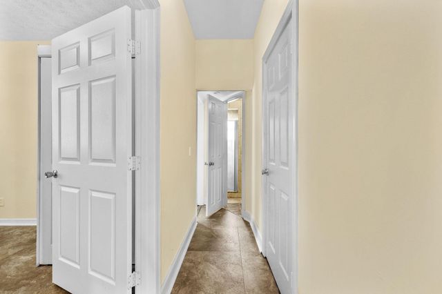 921 SE Nassau Avenue, Stuart, FL 34994