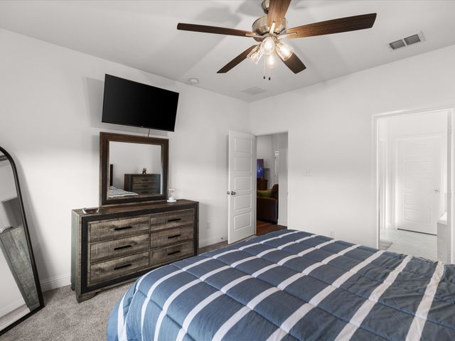 2101 Briarwood Drive, Bridgeport, TX 76426