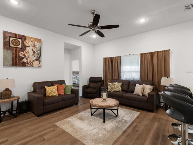2101 Briarwood Drive, Bridgeport, TX 76426