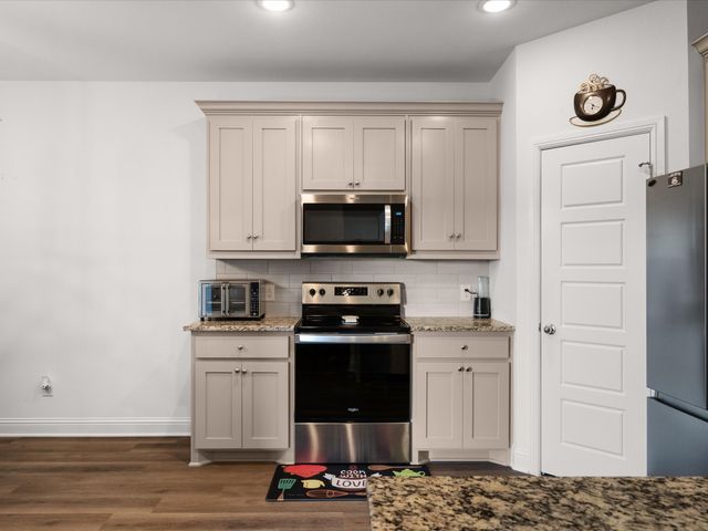 2101 Briarwood Drive, Bridgeport, TX 76426