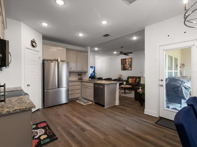 2101 Briarwood Drive, Bridgeport, TX 76426