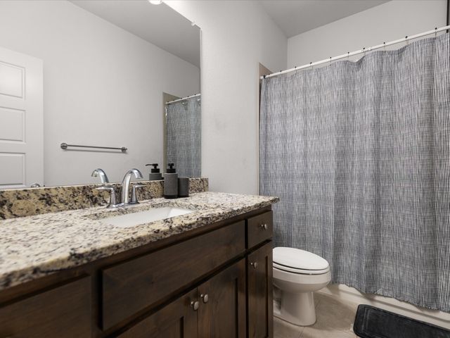 2101 Briarwood Drive, Bridgeport, TX 76426