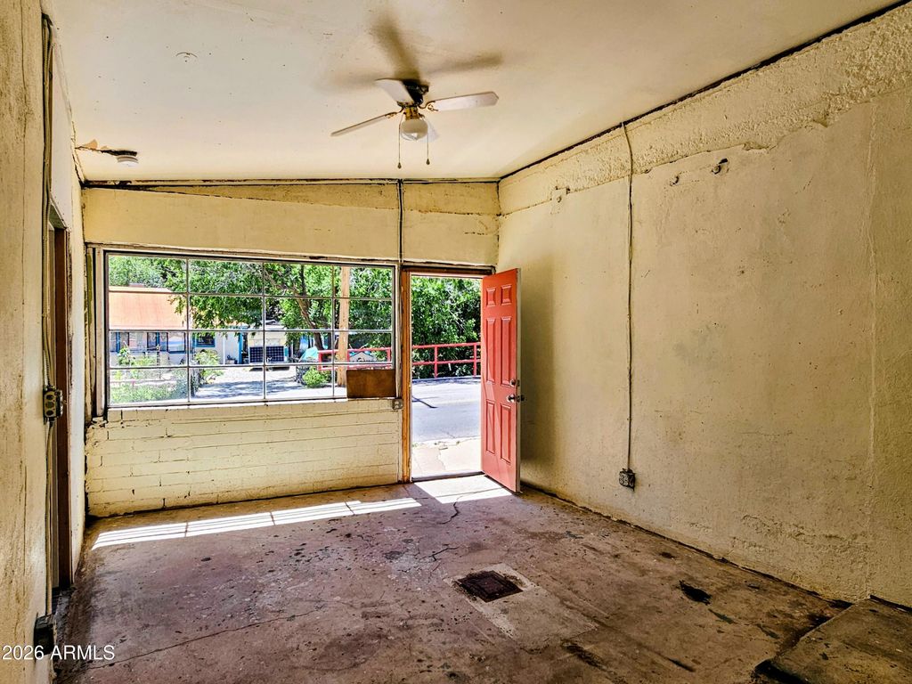 Image 12 of property listing at 729 TOMBSTONE Canyon, Bisbee, AZ 85603