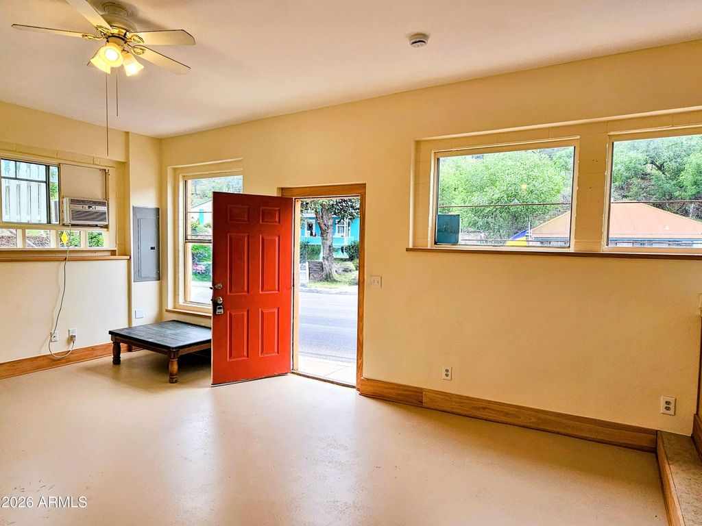 Image 3 of property listing at 729 TOMBSTONE Canyon, Bisbee, AZ 85603
