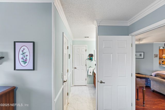 967 W MISTY MOUNTAIN Drive, Jacksonville, FL 32225