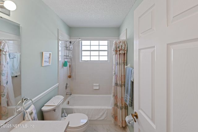 967 W MISTY MOUNTAIN Drive, Jacksonville, FL 32225