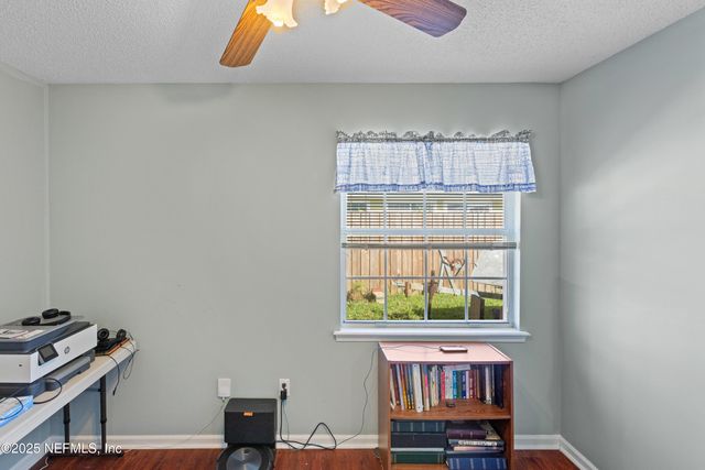 967 W MISTY MOUNTAIN Drive, Jacksonville, FL 32225