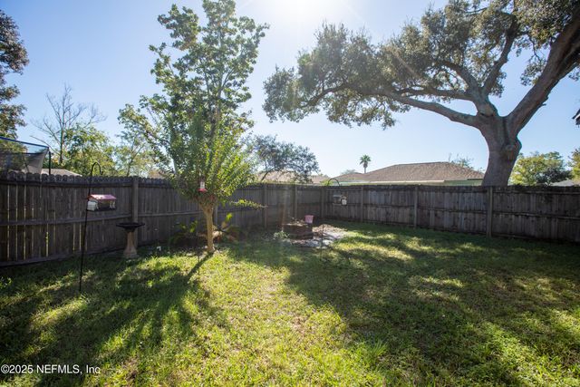 967 W MISTY MOUNTAIN Drive, Jacksonville, FL 32225