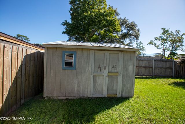 967 W MISTY MOUNTAIN Drive, Jacksonville, FL 32225