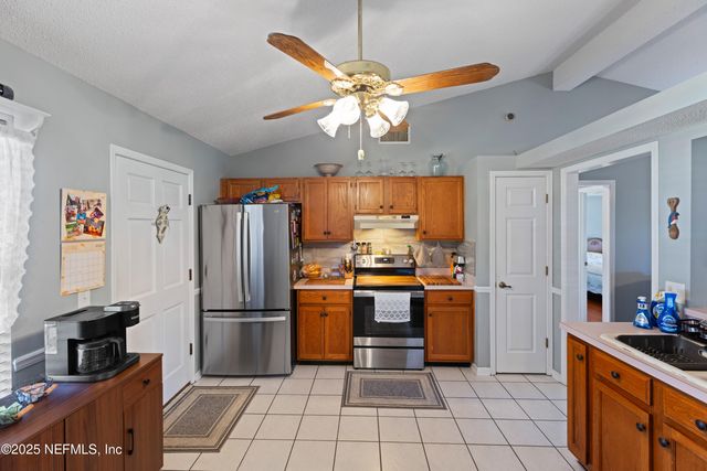 967 W MISTY MOUNTAIN Drive, Jacksonville, FL 32225