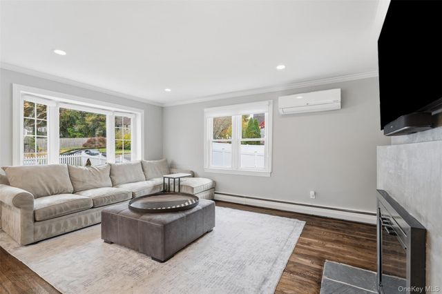 20 Shelley Avenue, Hartsdale, NY 10530