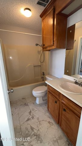 924 S College Street, Brandon, MS 39042