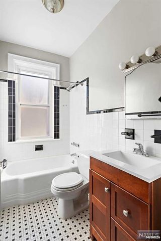 731B Anderson Avenue 2, Cliffside Park, NJ 07010