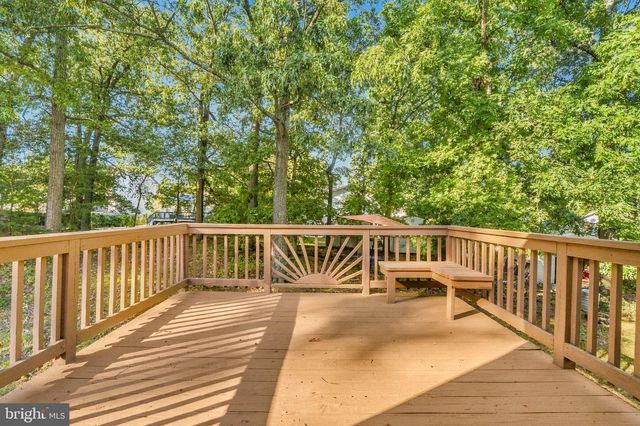 4004 HOBART CT, Springdale, MD 20774