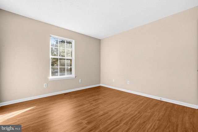 4004 HOBART CT, Springdale, MD 20774