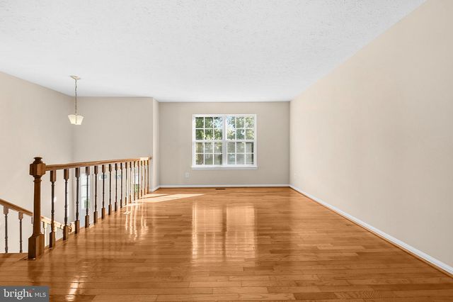 4004 HOBART CT, Springdale, MD 20774