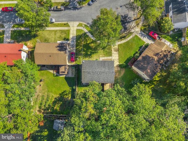 4004 HOBART CT, Springdale, MD 20774