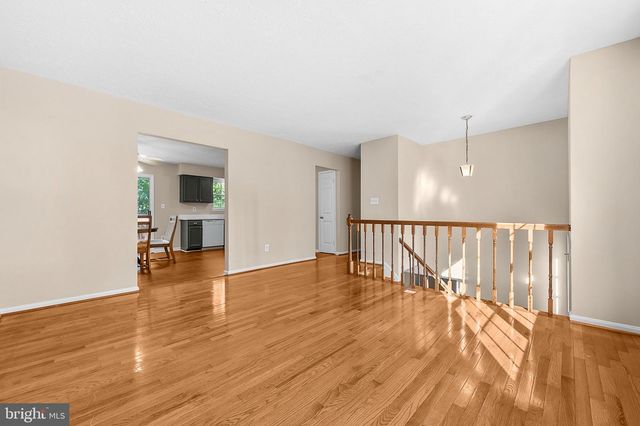 4004 HOBART CT, Springdale, MD 20774