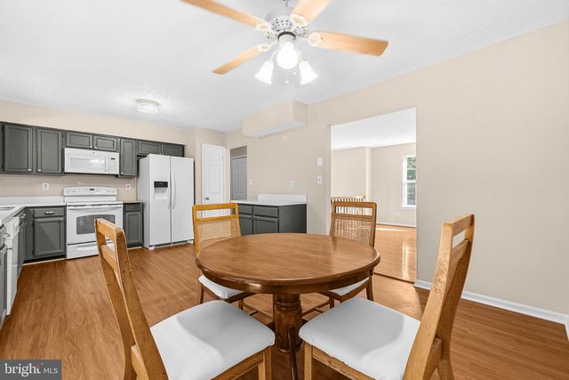4004 HOBART CT, Springdale, MD 20774