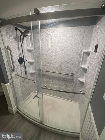 422 HULME ST, Burlington, NJ 08016