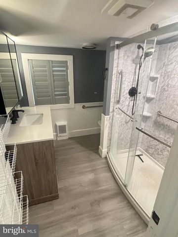 422 HULME ST, Burlington, NJ 08016