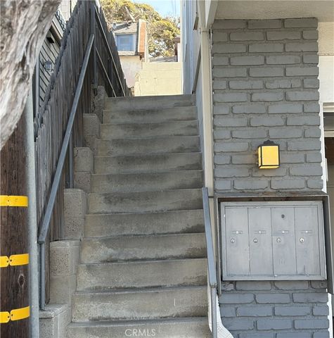 1166 Gaviota Drive D, Laguna Beach, CA 92651