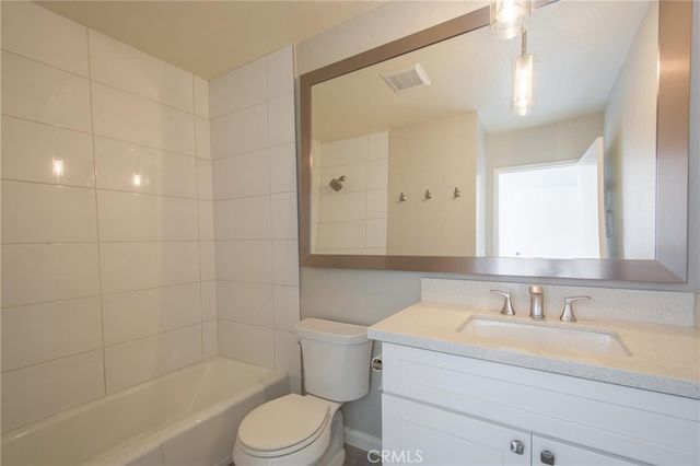 1166 Gaviota Drive D, Laguna Beach, CA 92651