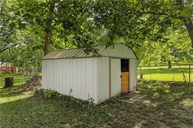 1401 NE 70th Terrace, Gladstone, MO 64118