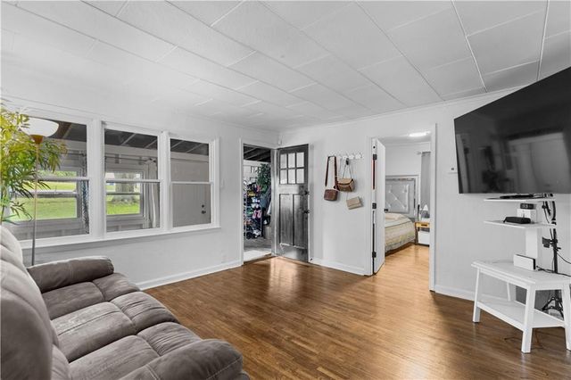1401 NE 70th Terrace, Gladstone, MO 64118