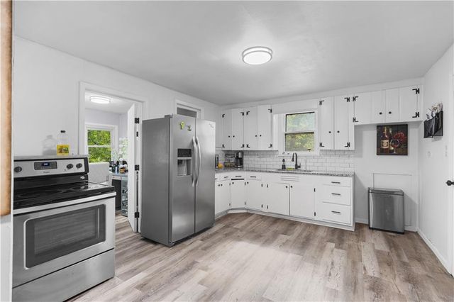 1401 NE 70th Terrace, Gladstone, MO 64118