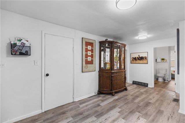 1401 NE 70th Terrace, Gladstone, MO 64118