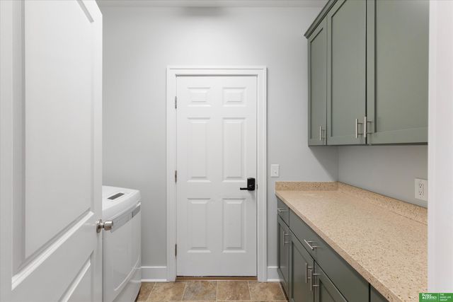 7734 S 162 Street, Omaha, NE 68136