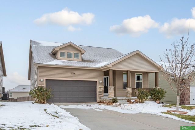 7734 S 162 Street, Omaha, NE 68136