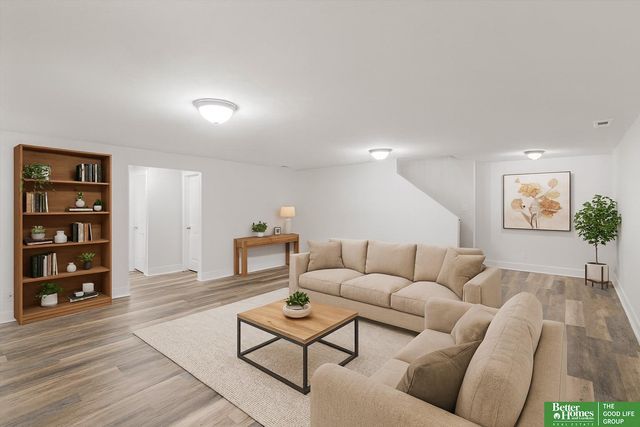 7734 S 162 Street, Omaha, NE 68136