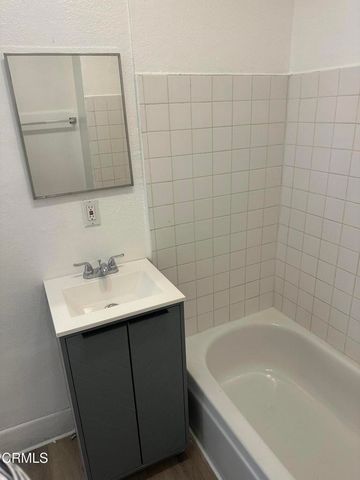 1714 W 35th Place 1714, Los Angeles, CA 90018