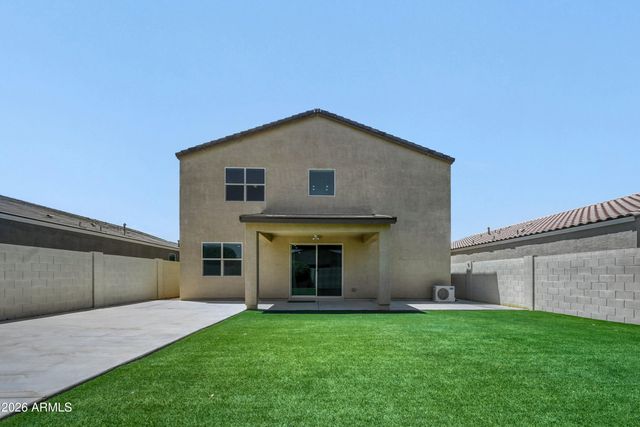 538 W TALLULA Trail, San Tan Valley, AZ 85140