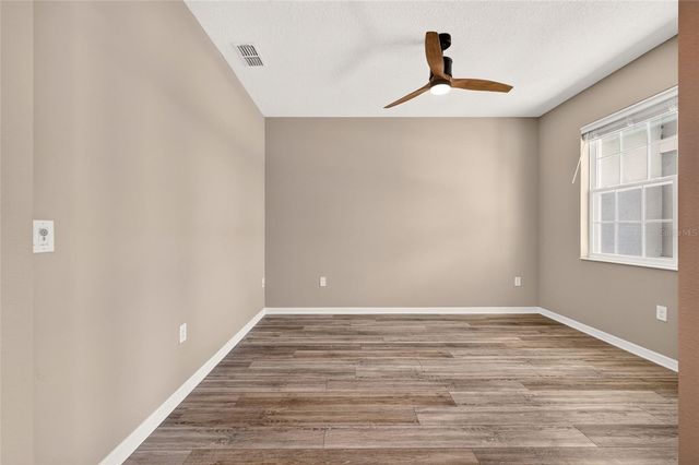 10589 SW 90TH STREET ROAD, Ocala, FL 34481