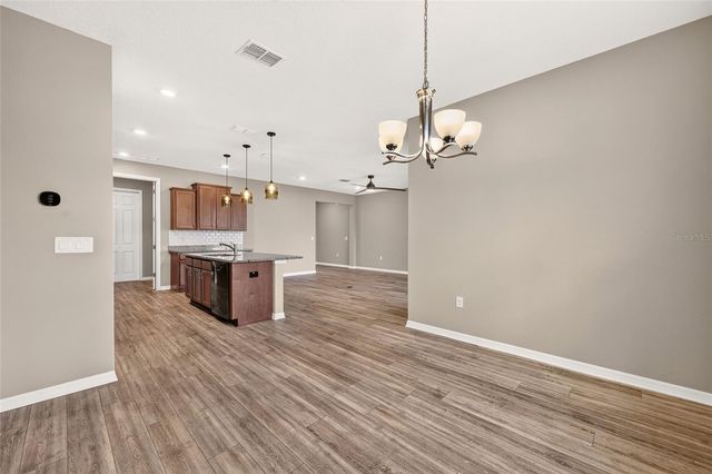 10589 SW 90TH STREET ROAD, Ocala, FL 34481
