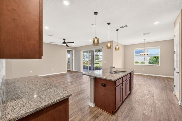 10589 SW 90TH STREET ROAD, Ocala, FL 34481