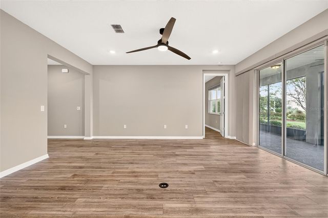 10589 SW 90TH STREET ROAD, Ocala, FL 34481